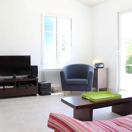 Maison Avec Jardin, 6 Couchages, Proche Plages Et Pistes Cyclables, Saint-denis-d'oleron - Fr-1-246a-406 Nyaraló La Michelière